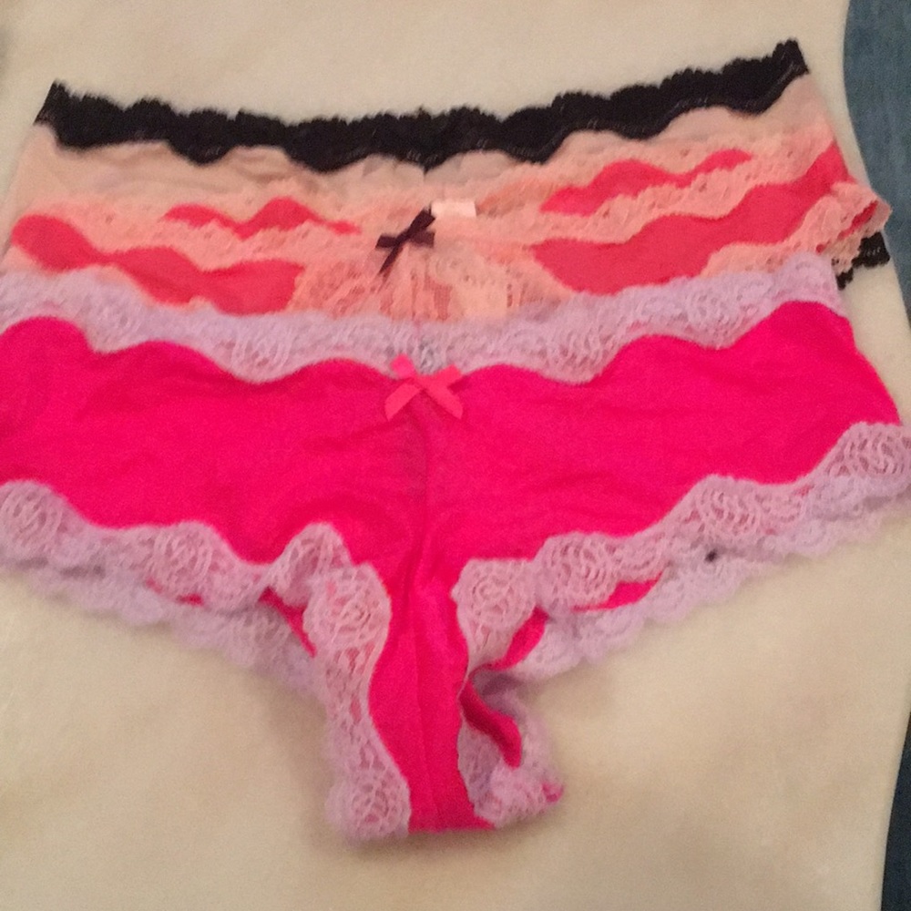 Victoria Secret New with Tags(3) Large